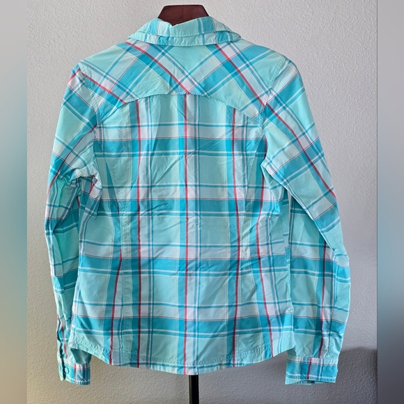 Columbia Omni-Shade Long Sleeve Button down Shirt Medium - Picture 4 of 4